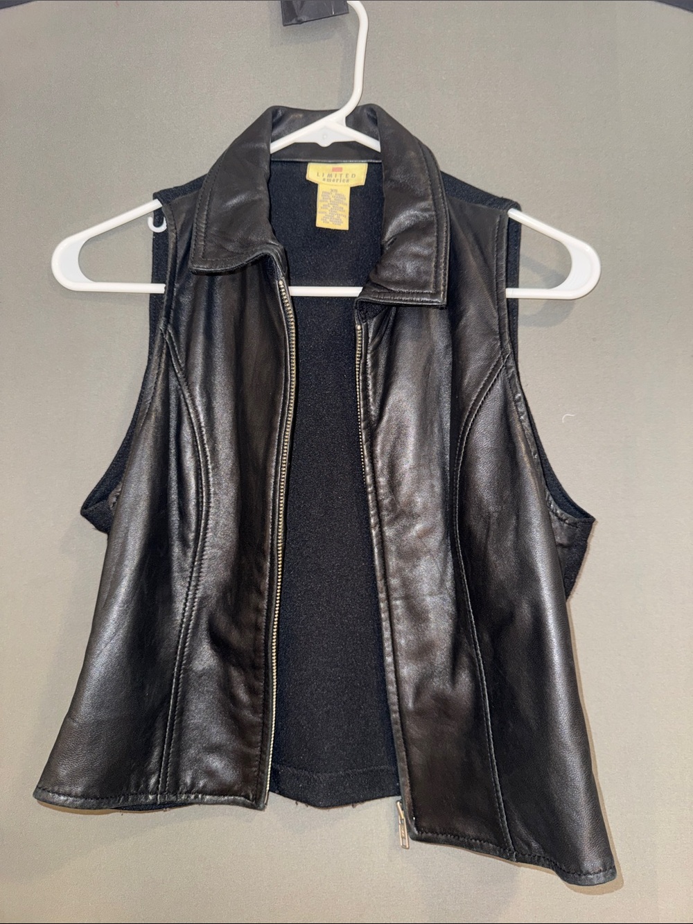 Black Leather Limited America Zip-Front Sleeveless Jacket Vest